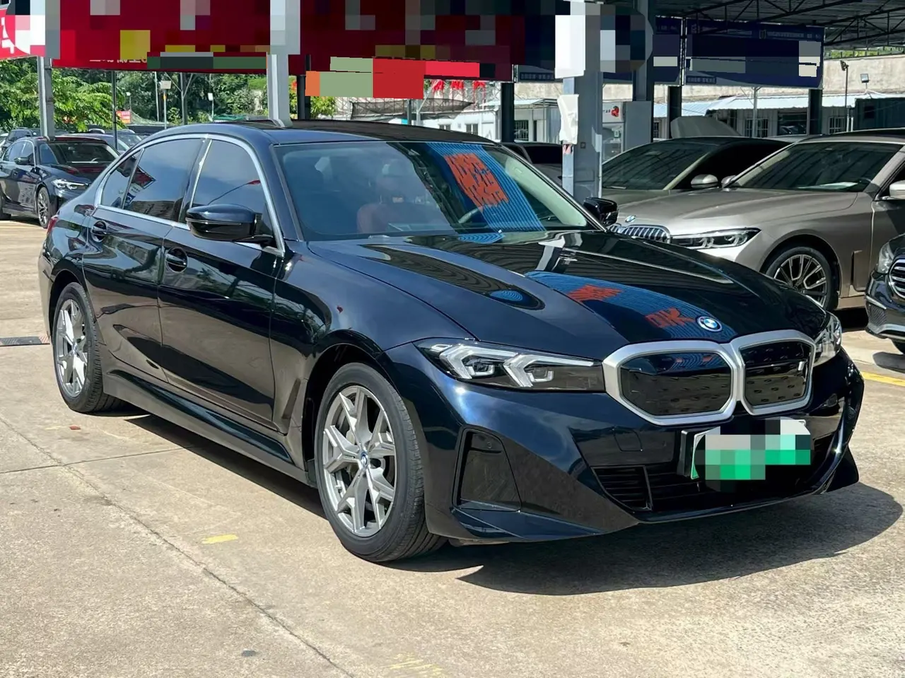 BMW 2022 i3 eDrive 35L automatic gear 3