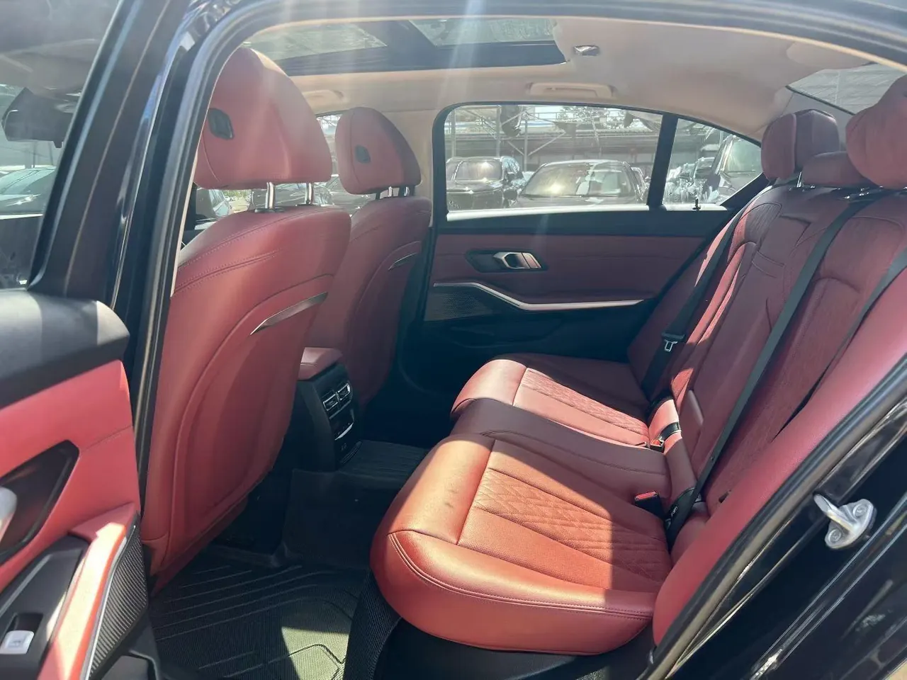 BMW 2022 i3 eDrive 35L automatic gear 6
