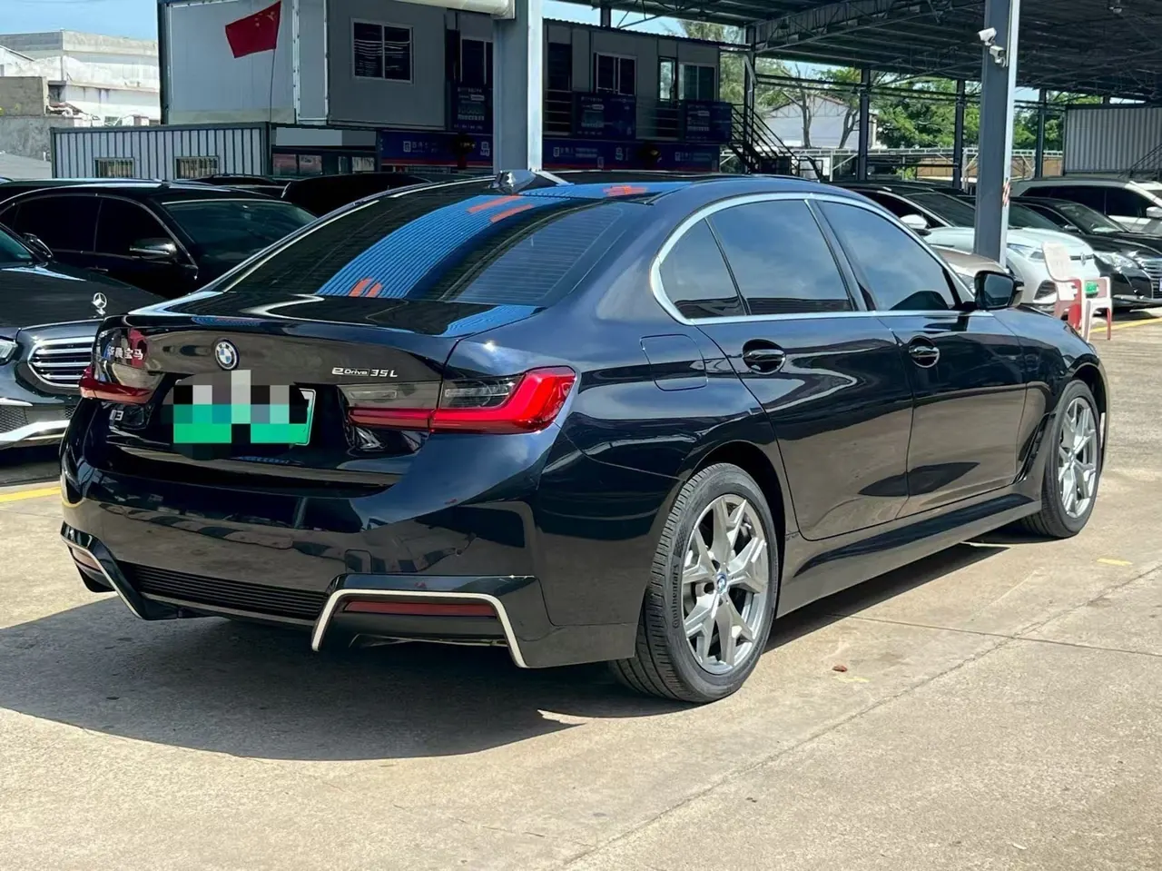 BMW 2022 i3 eDrive 35L automatic gear 7