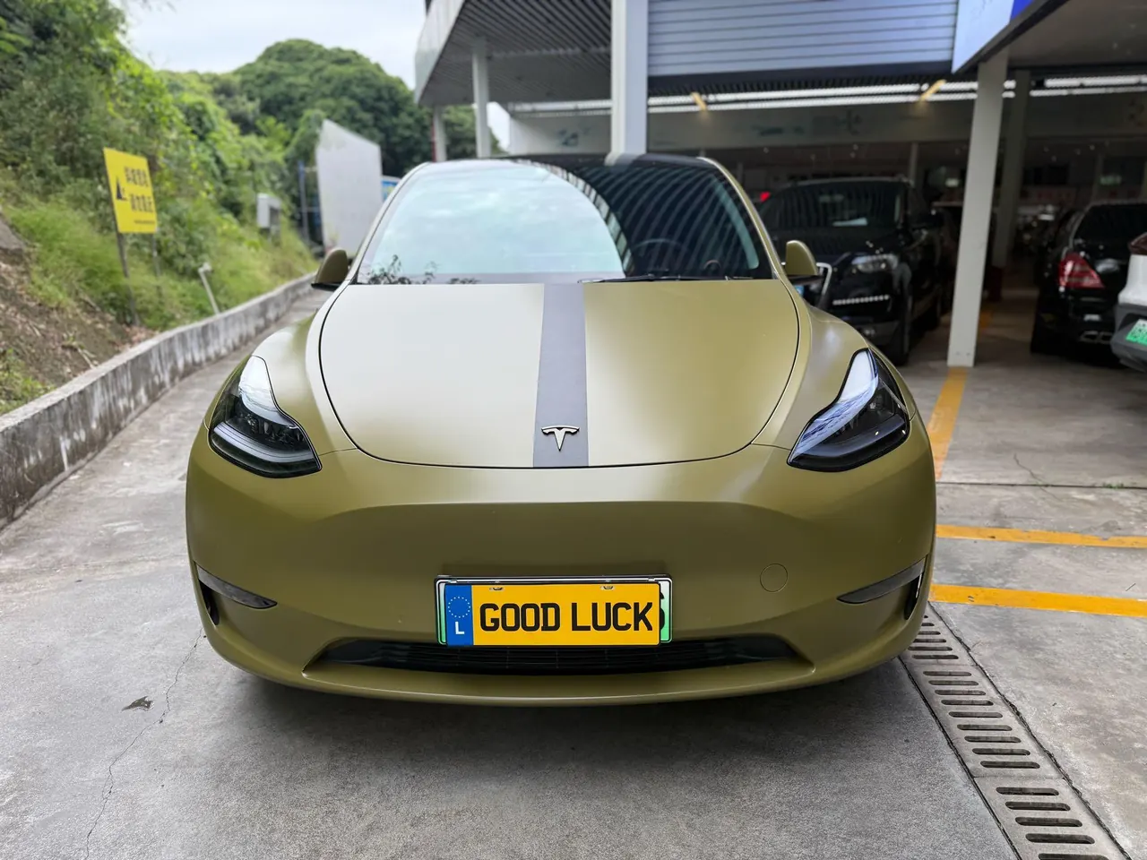 Tesla 2023 Model Y high-performance all-wheel drive version automatic transmission 2