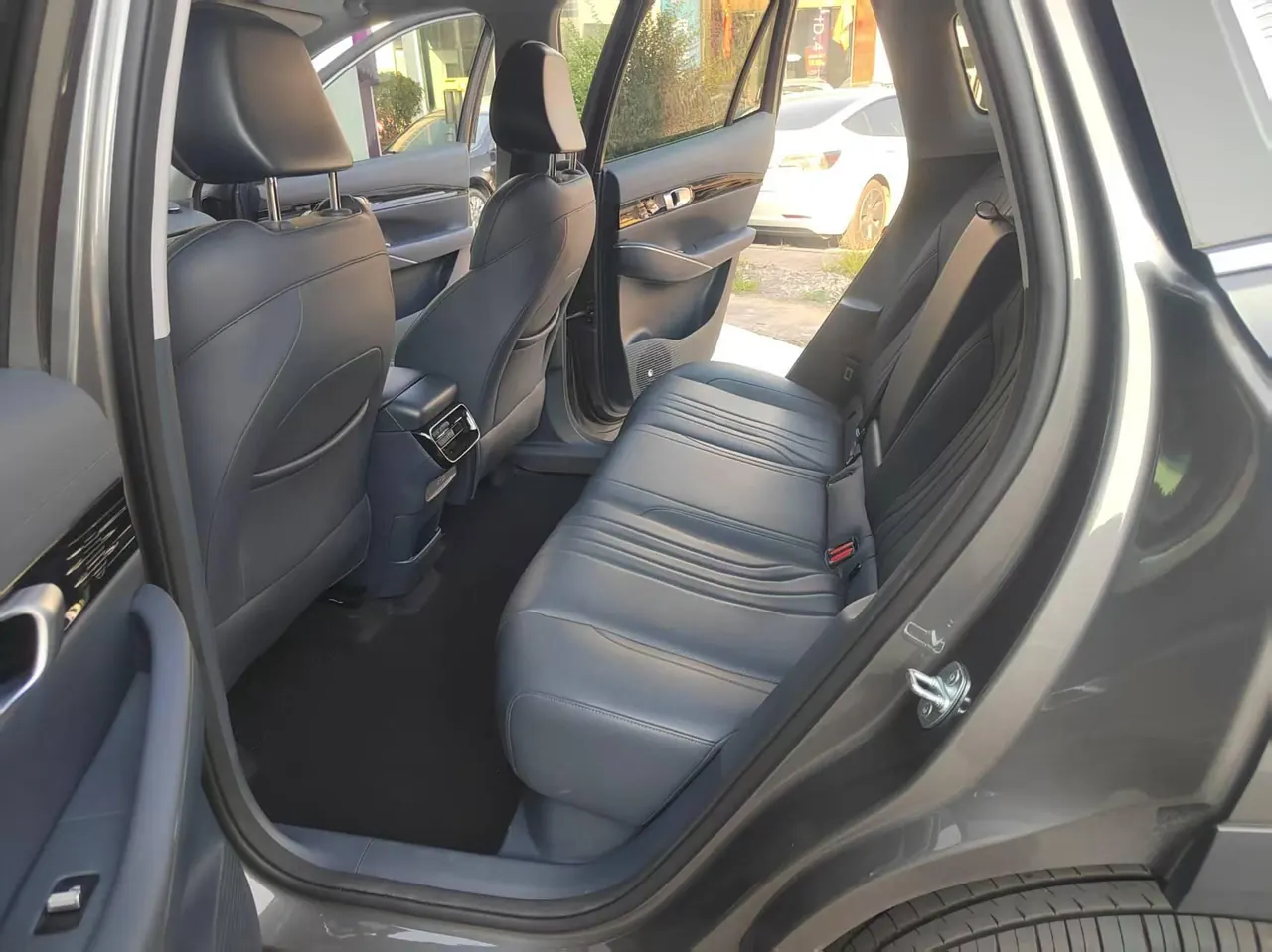 Geely Galaxy 2026 E 5 610km Discovery Edition Automatic Gear 8