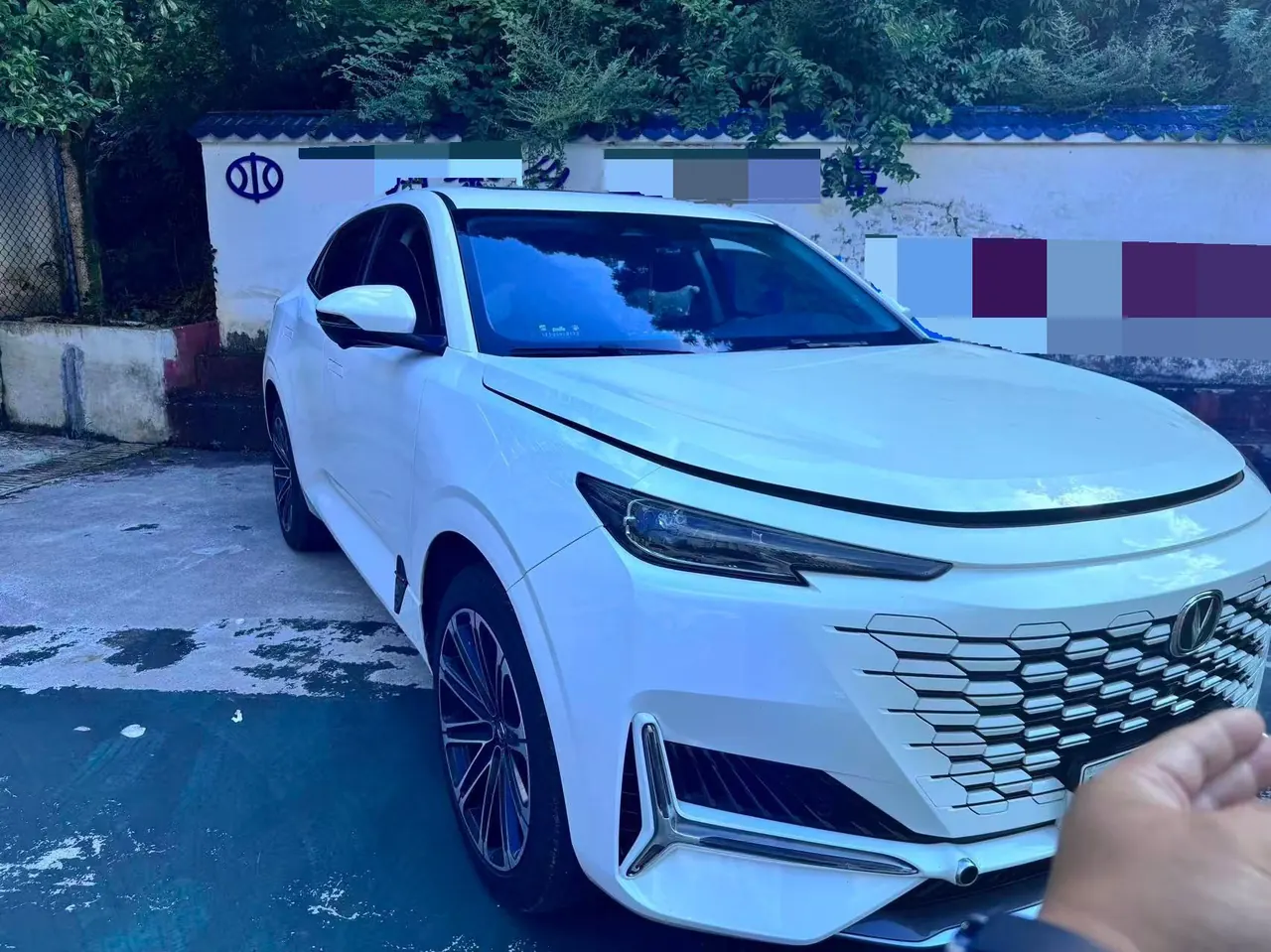 ChangAn 2022 UNI-K iDD 1.5T Blue Whale iDD Honorable Automatic Gear 3
