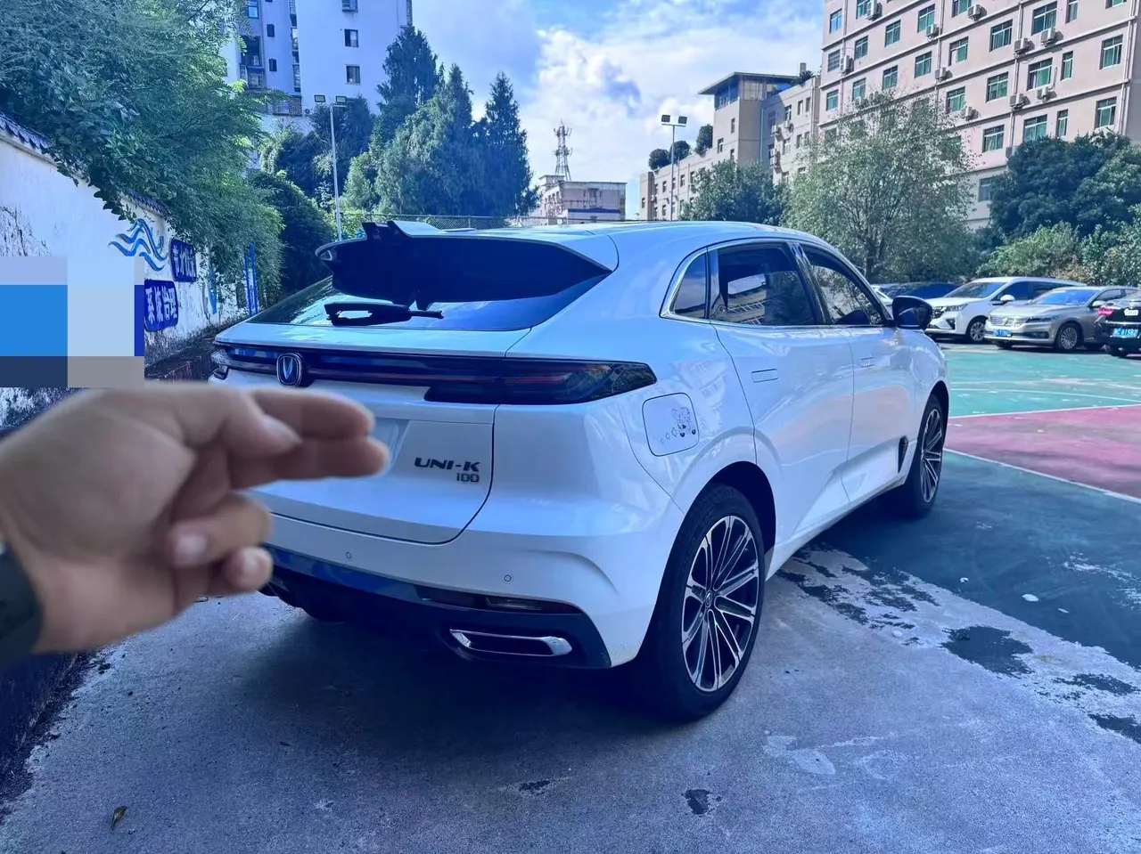ChangAn 2022 UNI-K iDD 1.5T Blue Whale iDD Honorable Automatic Gear 5