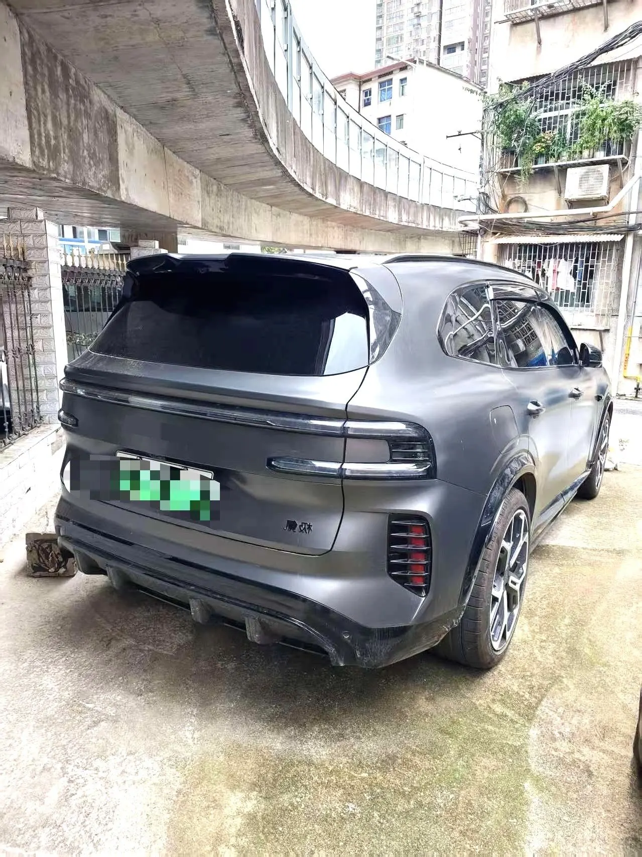 Zeekr 2026 Zeekr 8X 2.0T obsidian 70kWh automatic gear 5