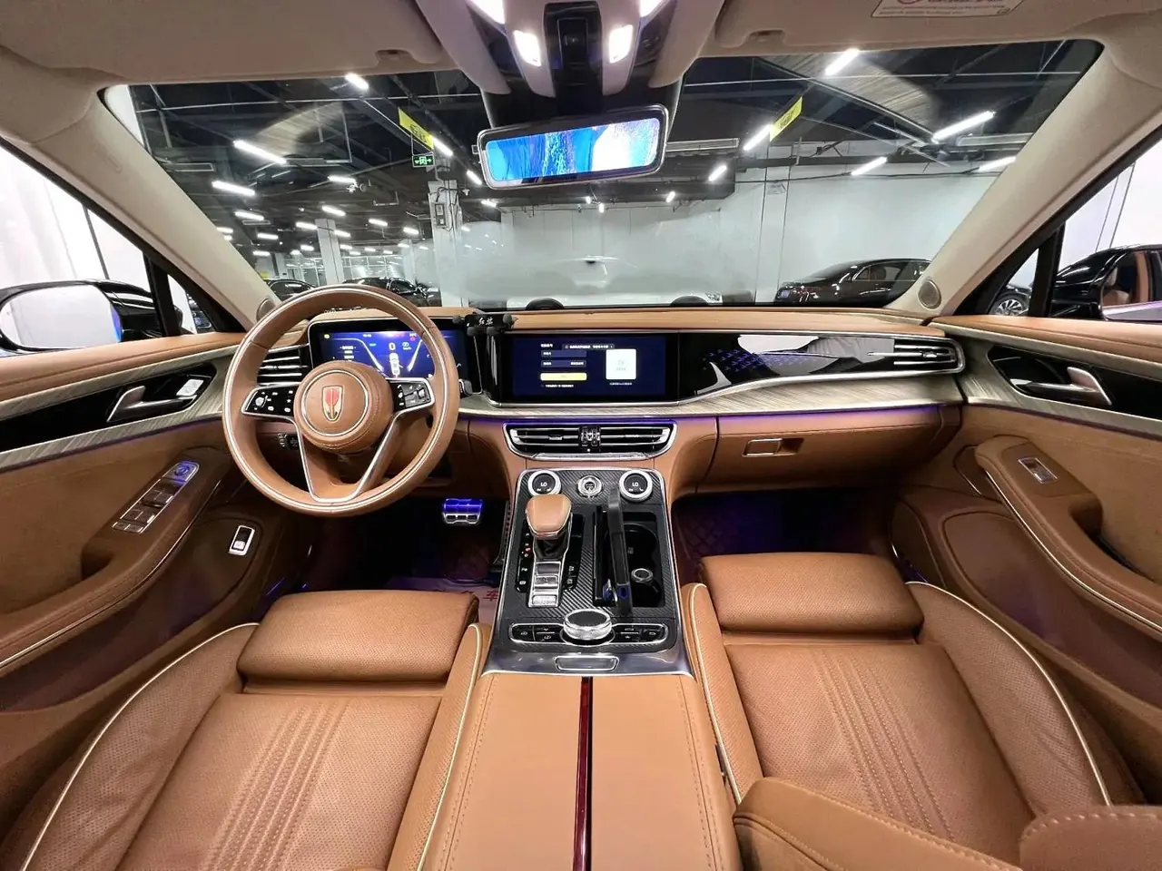 HongQi 2020 H9 48V 2.0T Zhilian Qi Chang Edition Automatic Gear 4
