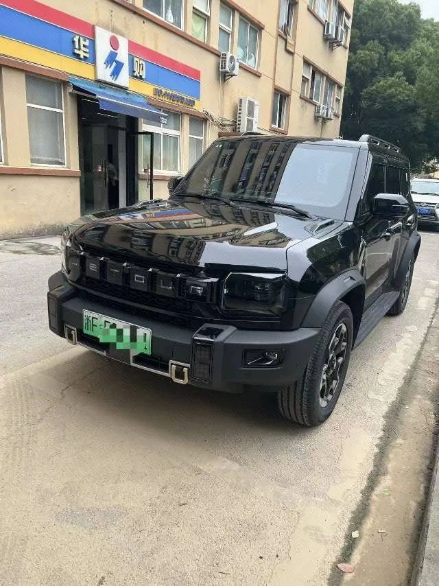Открыть галерею: Jetour 2026 Travelers C- DM 1.5T 129km Discover Automatic Gear