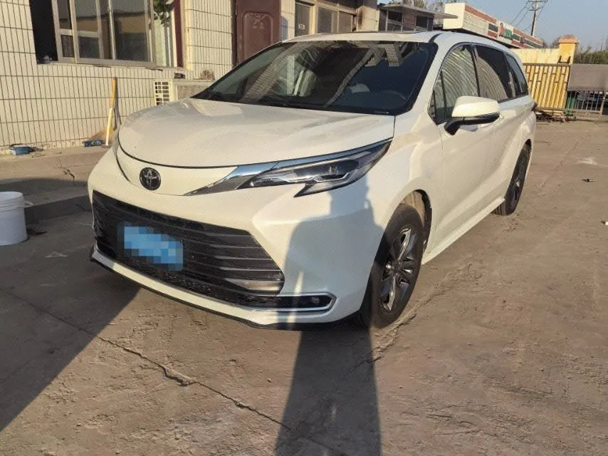 打开图片灯箱:Toyota 2026 Sana 2.5 Stepless Two-Drive Comfort Edition Automatic Transmission