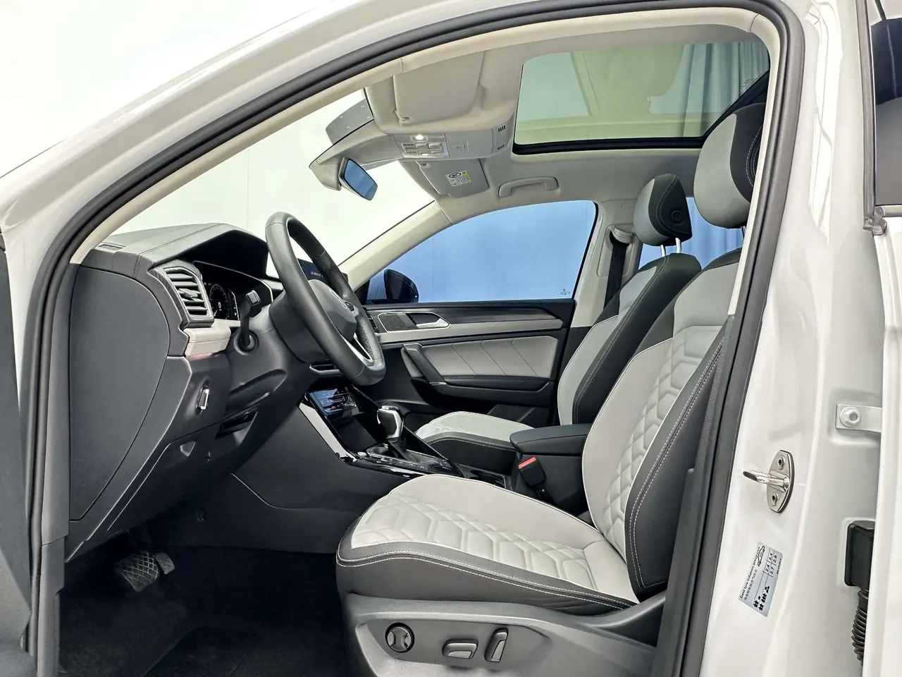 Volkswagen 2023 Tanyue 1.4TSI 280TSI Two-Drive Luxury Plus Advanced Edition Automatic Gear 4