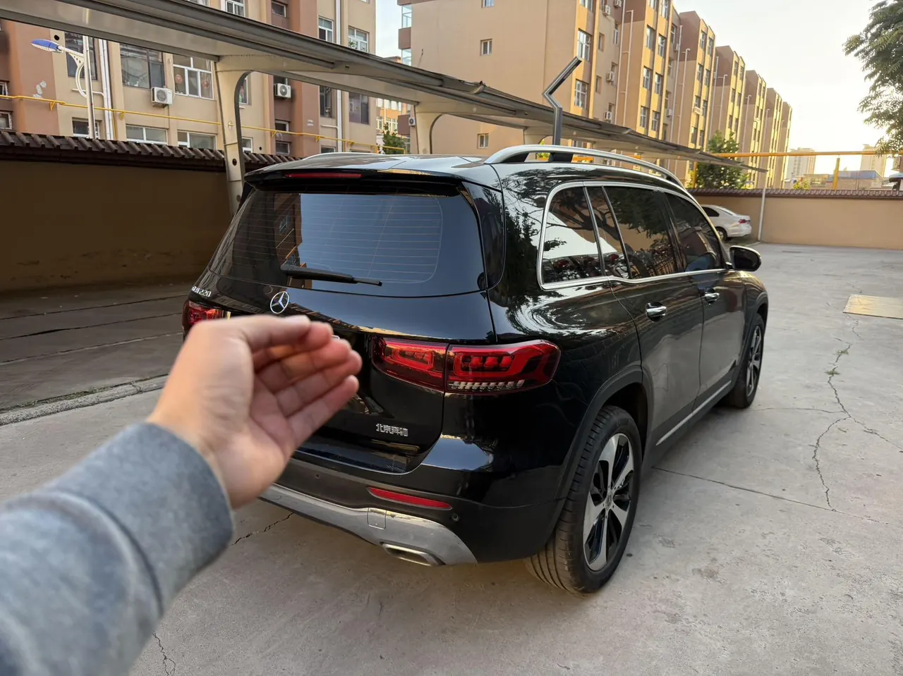Mercedes Benz 2023 GLB 220 2.0T Fashion Automatic 4