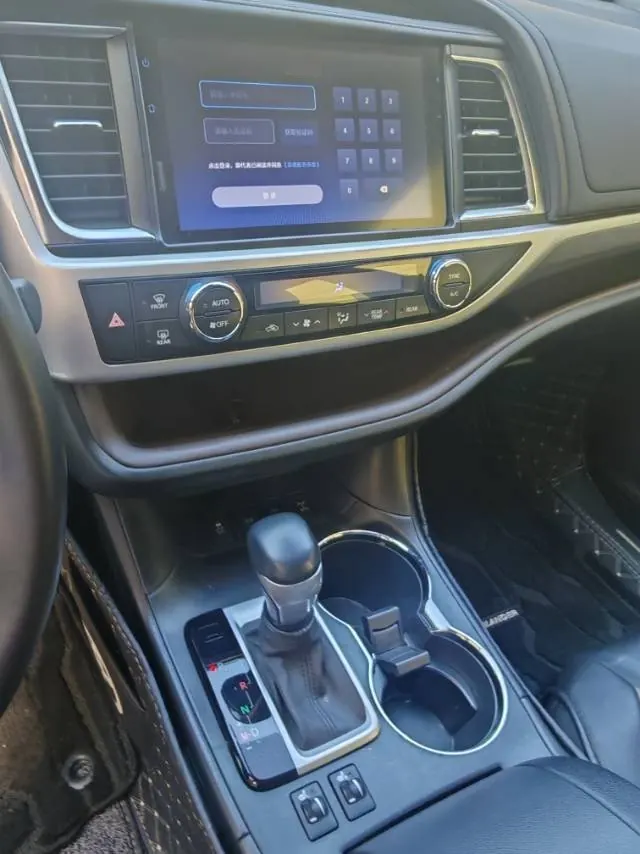 Toyota 2021 Highlander 2.0T 4-wheel drive Premium Edition 7-seat Automatic Gear 5