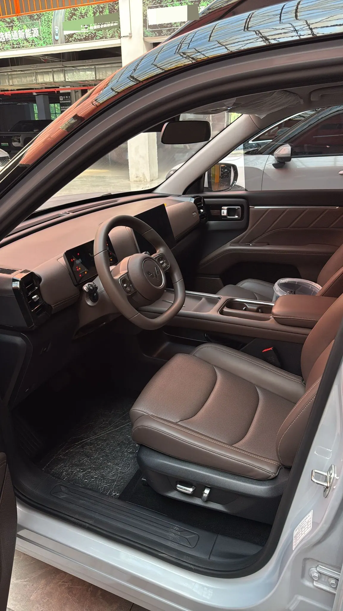 WuLing 2026 Starlight 560 1.5 Stepless 125km Luxury Automatic Transmission 4