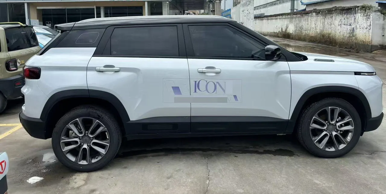 Geely 2026 model Icon 1.5TD Chocolate Elegant Edition, automatic transmission 2