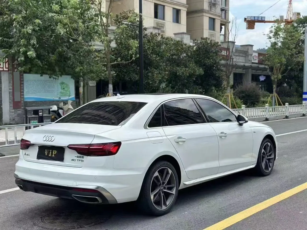 Audi 2020 A4L 2.0TFSI 40TFSI Deluxe Dynamic Automatic 5