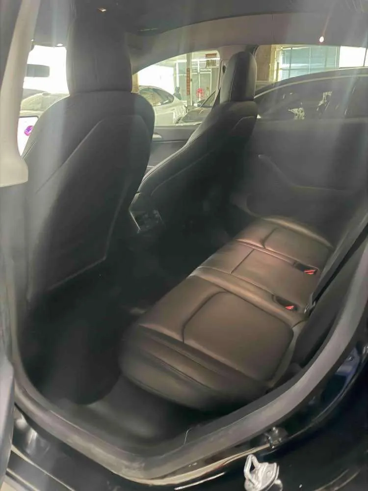 Tesla 2021 Model Y Standard Endurance Rear Drive Automatic Gear 4