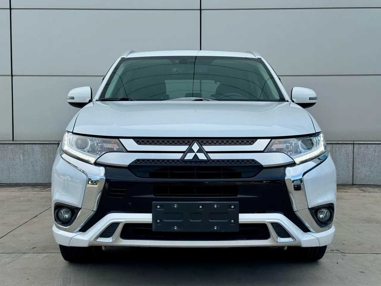 Mitsubishi 2021 Outlander 2.0 Stepless Two-Drive Enjoy Edition 5-seat Automatic Gear 5