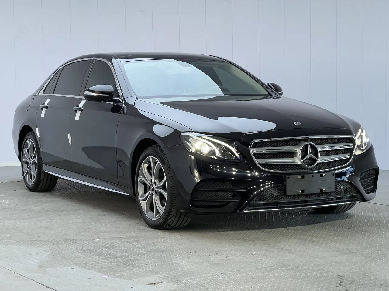 Mercedes Benz E-Class 2020 E 300 L 2.0T Sports Fashion Automatic Gear 3