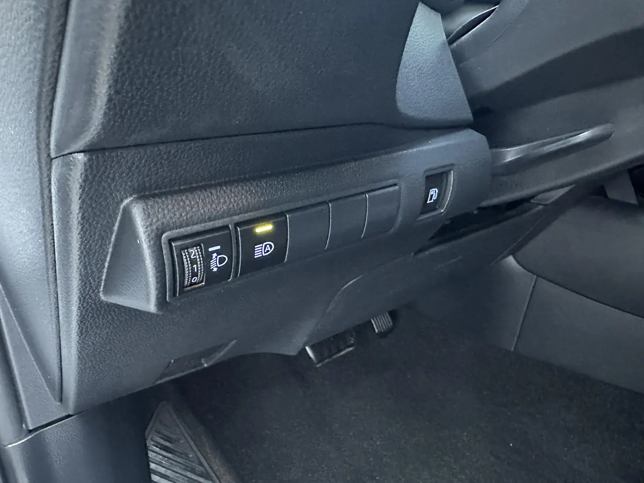 Toyota 2021 corolla double engine 1.8 stepless flagship automatic gear 13