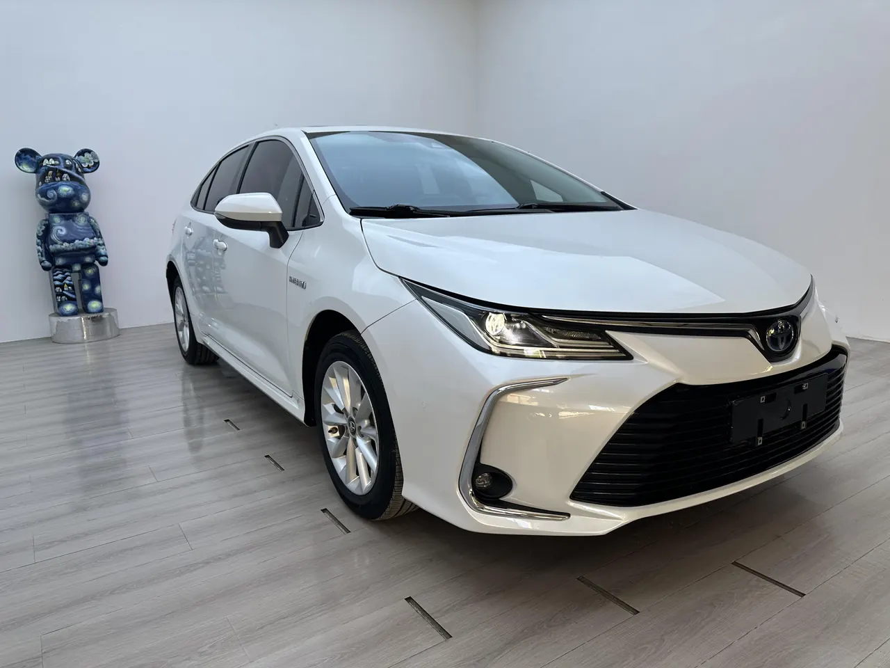 Toyota 2021 corolla double engine 1.8 stepless flagship automatic gear 3