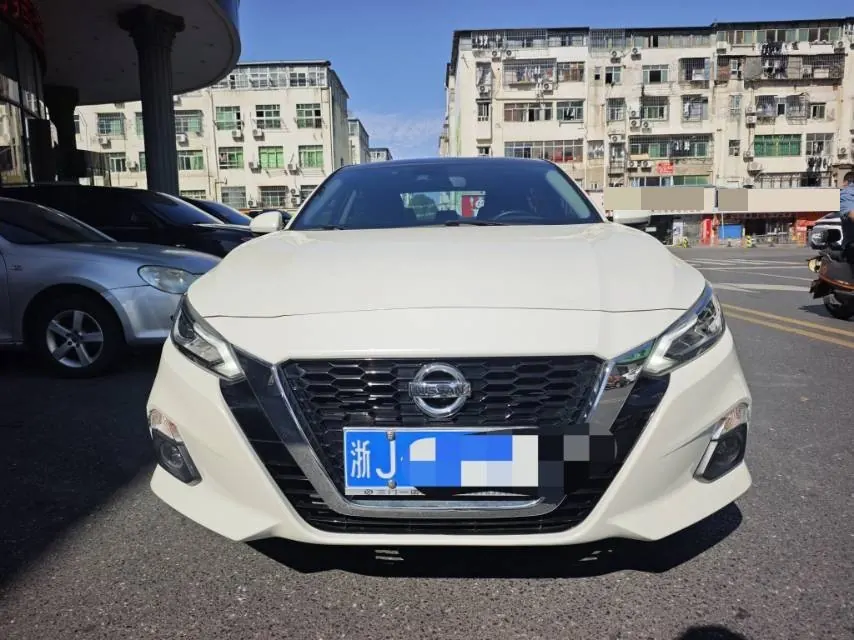 Nissan 2021 Teana 2.0 Stepless XL Comfort Edition Automatic Gear 2