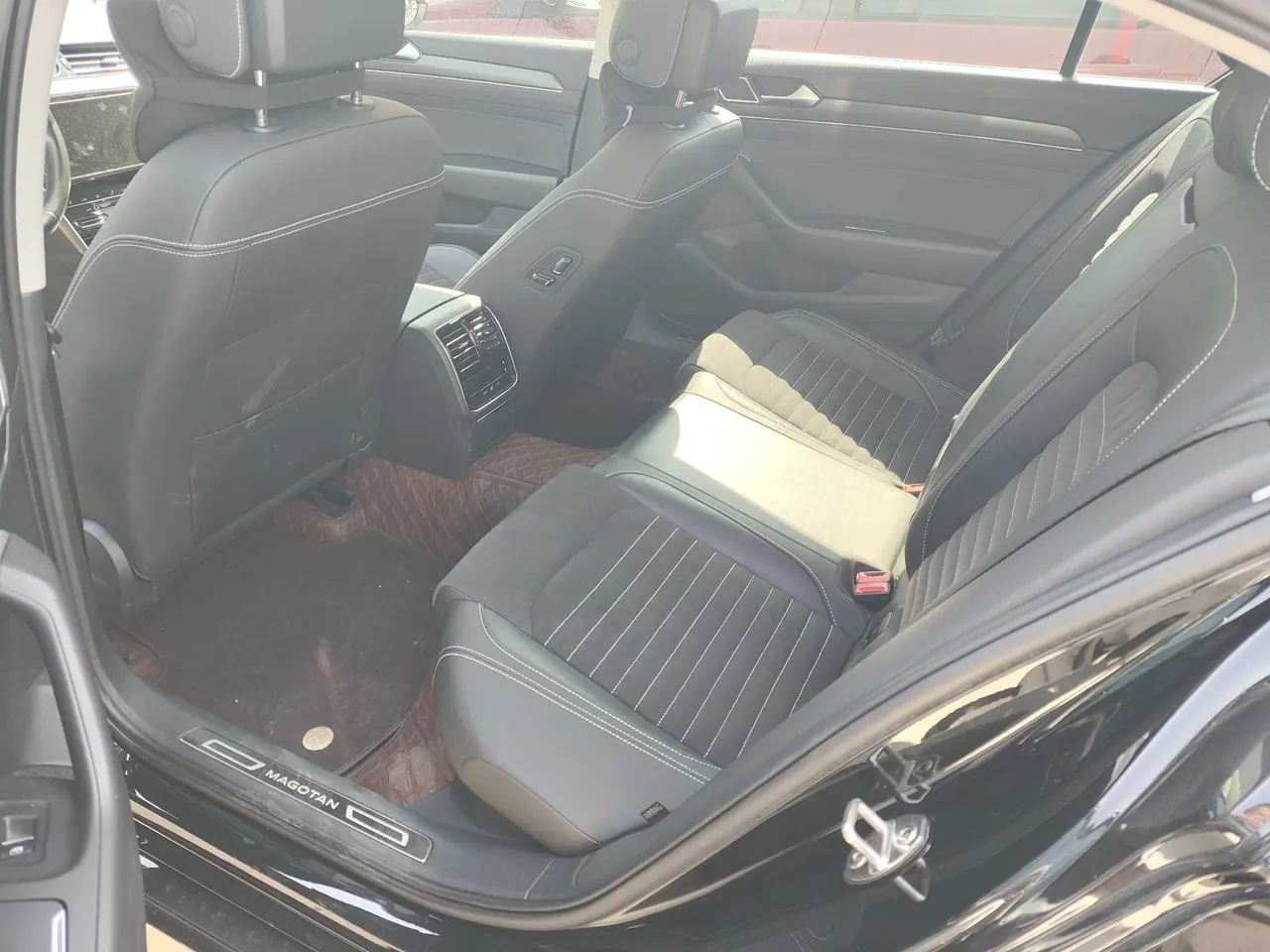 Volkswagen 2020 Magotan 2.0TSI 330TSI Premium Automatic 2