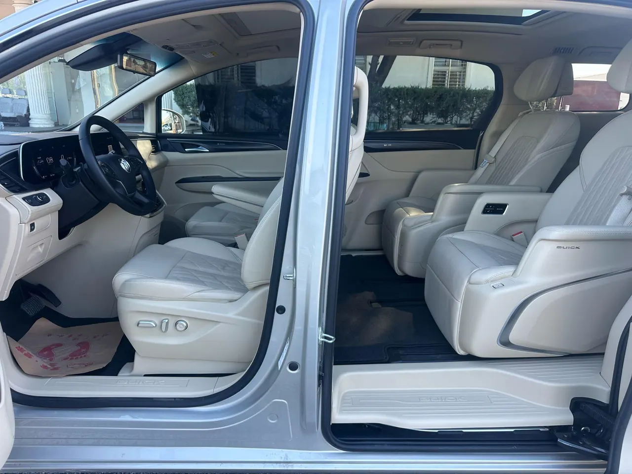 Buick 2022 GL8 ES Lu Zun 48V 2.0T 653T Luxury Automatic Gear 6