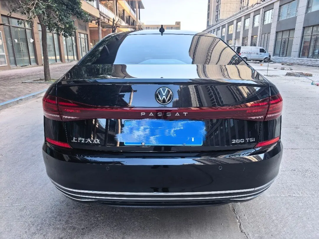 Volkswagen 2022 Passat 1.4TSI 280TSI Business Edition Automatic 4