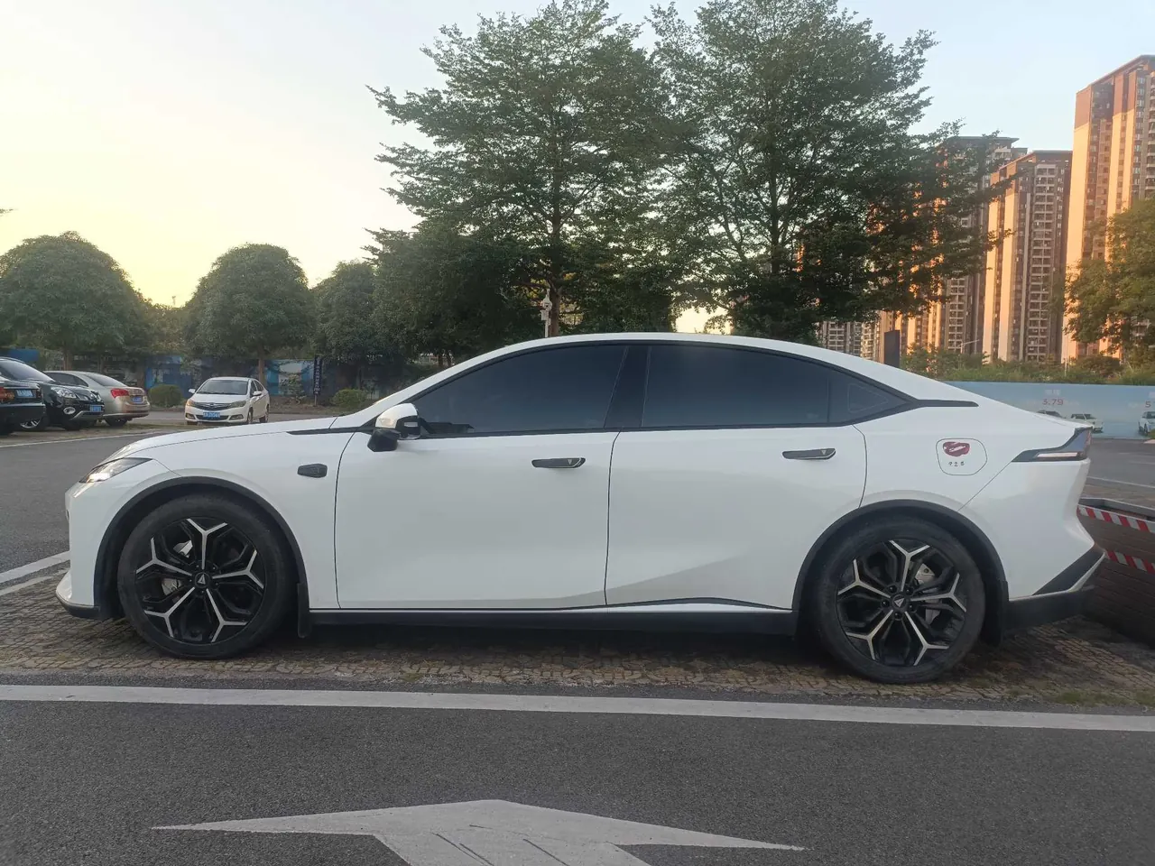 ChangAn Deepal 2023 SL 03 200Max Range-extended Automatic Gear 4