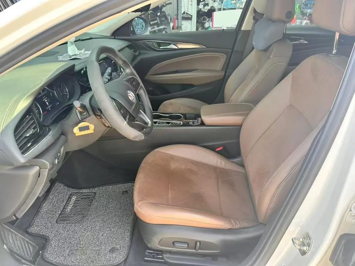 Buick 2020 Regal 1.5T 552T Luxury Automatic Gear 5
