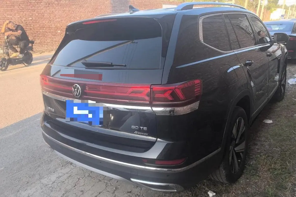 Volkswagen 2023 Tuang 2.0TSI 380TSI 4WD Respect Deluxe Automatic Transmission 2