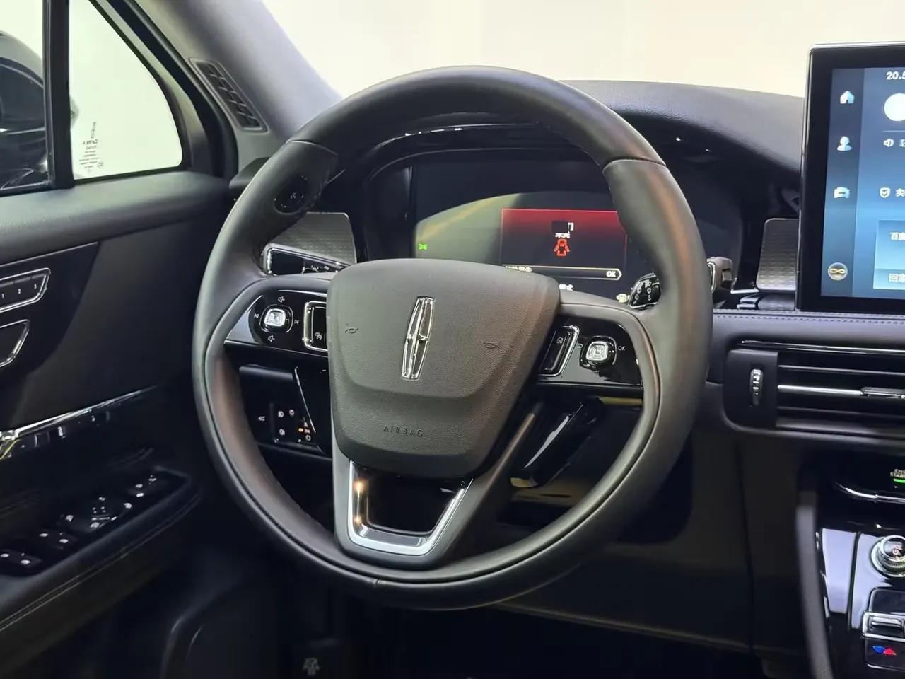 Lincoln 2020 adventurer 2.0T two-wheel drive black knight limited edition automatic gear 3
