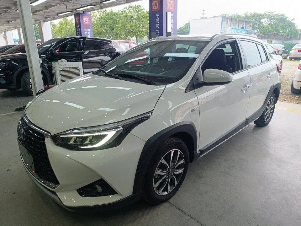 Open image lightbox: Toyota yaris 2022 YARiS L to dazzle X 1.5 stepless luxury PLUS version of automatic gear