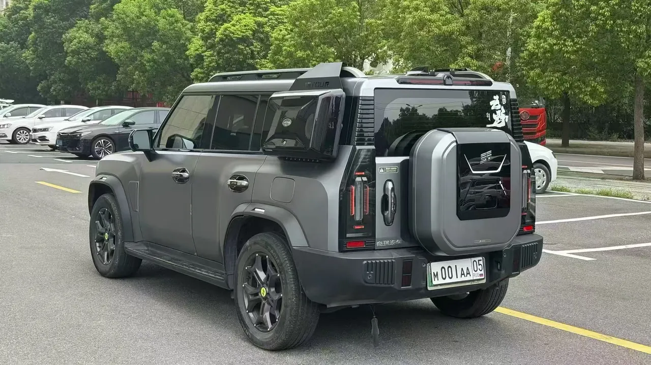 Jetour 2024 ShanHai T2 C- DM 1.5T 129KM Yuan Ye Edition Automatic Gear 9