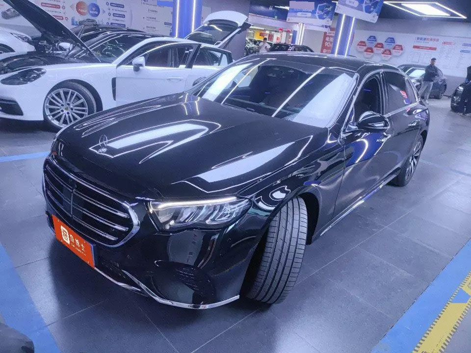 Open image lightbox: Mercedes Benz E Class 2024 E 300 L 48V 2.0T Luxury Automatic Gear