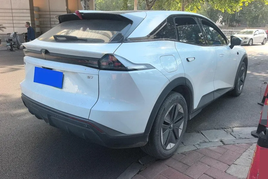 ChangAn Deepal 2023 S 7 121 Pro extended range automatic gear 2