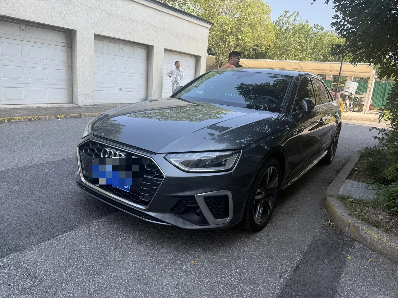 Открыть галерею: Audi 2020 A4L 2.0TFSI 40TFSI Deluxe Dynamic Automatic