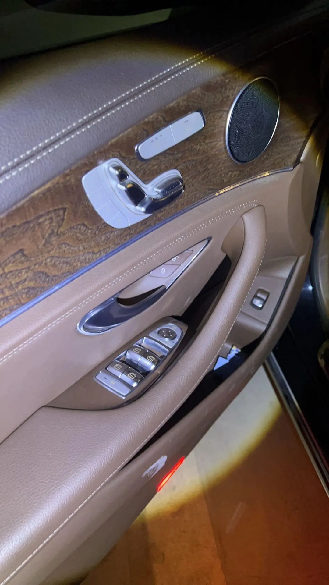 Mercedes Benz E-Class 2020 E 300 L 2.0T Fashion Automatic Gear 4