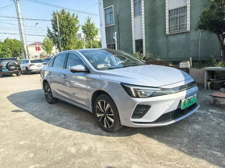 Rising Auto 2020 ER 6 620km Smart Edition Automatic Gear 3