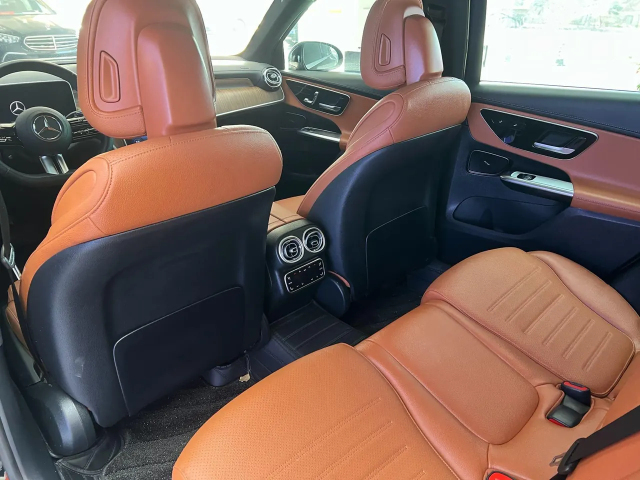 Mercedes Benz 2024 GLC 300 L 4MATIC 48V 2.0T dynamic 5-seat automatic gear 7