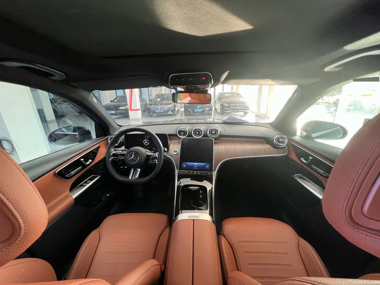 Mercedes Benz 2024 GLC 300 L 4MATIC 48V 2.0T dynamic 5-seat automatic gear 8