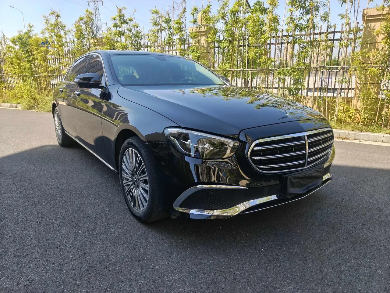 Mercedes Benz E Class 2023 E 300 L 2.0T Luxury Automatic Gear 3