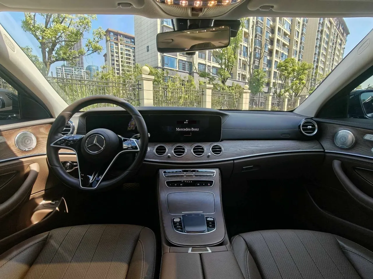 Mercedes Benz E Class 2023 E 300 L 2.0T Luxury Automatic Gear 5
