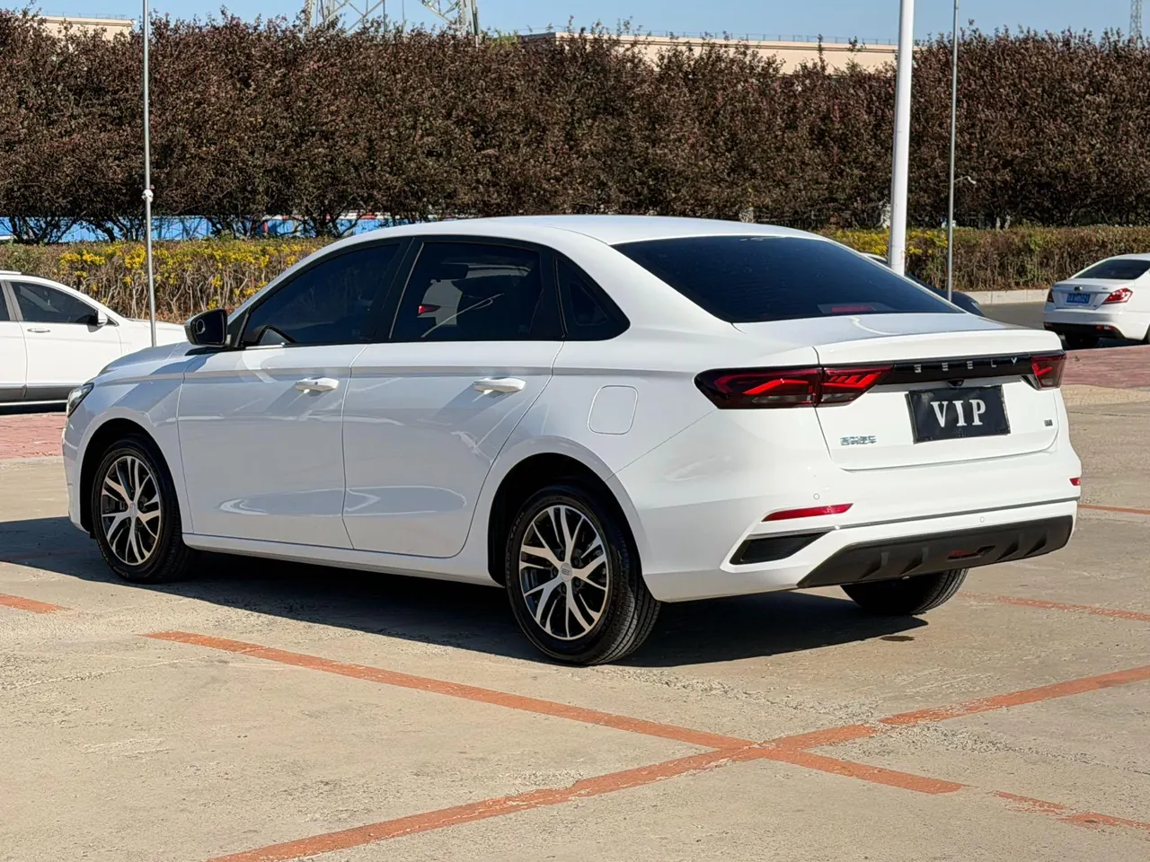 Geely 2023 Emgrand-sedan 1.5 Stepless Champion Deluxe Automatic Transmission 10