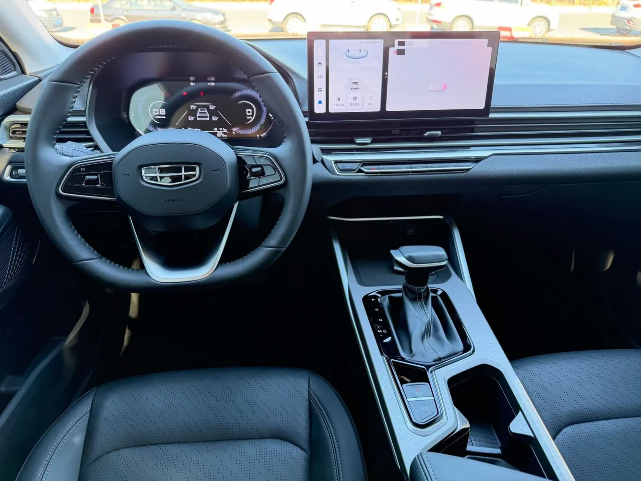 Geely 2023 Emgrand-sedan 1.5 Stepless Champion Deluxe Automatic Transmission 5