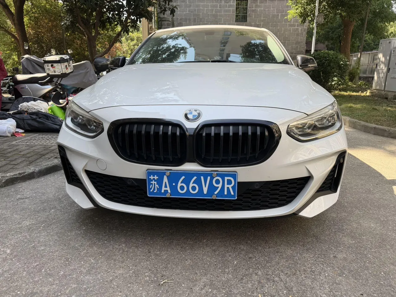 BMW 1 Series 2021 125i 2.0T M Sports Obsidian Night Edition Automatic Gear 2
