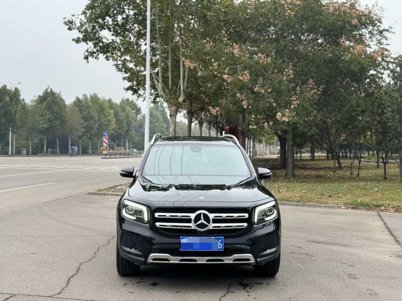 Mercedes Benz 2024 GLB 220 48V 2.0T Dynamic Automatic 2