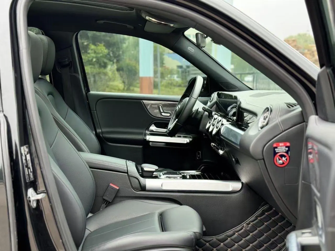 Mercedes Benz 2024 GLB 220 48V 2.0T Dynamic Automatic 6