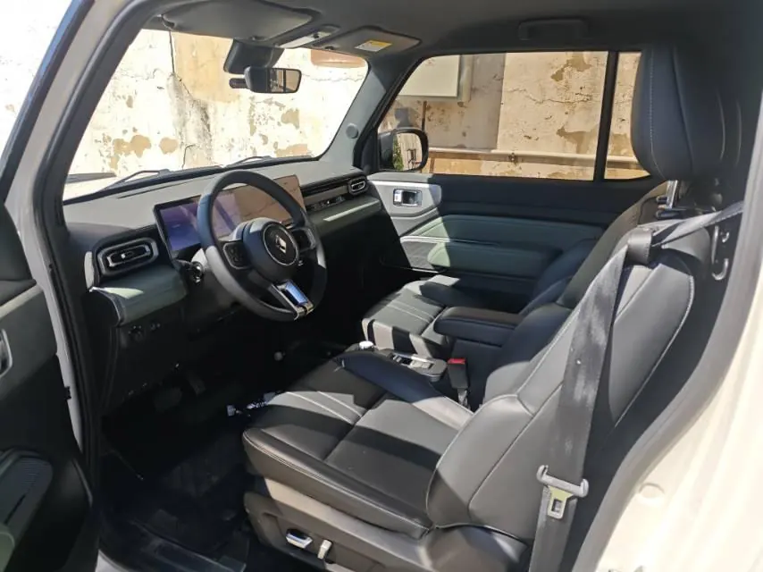 BaoJun 2024 Yue also flagship automatic gear 4