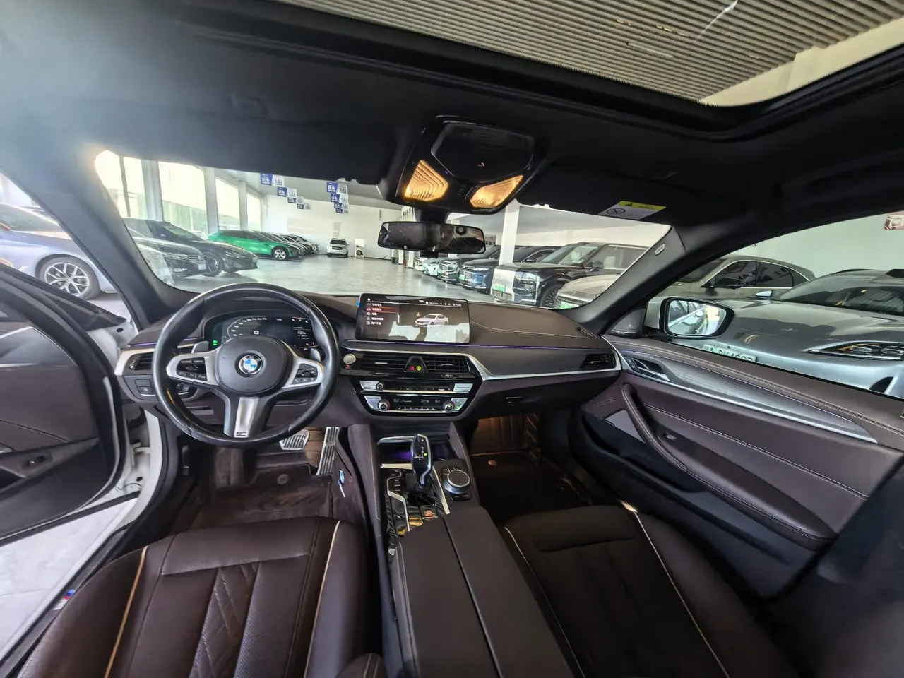 BMW 5 Series 2021 530Li 2.0T Leading M Sports Suit Automatic Gear 6