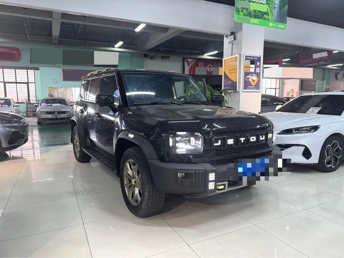 Jetour 2023 Traveler 2.0T Four-wheel Drive Conquers Automatic Gear 2