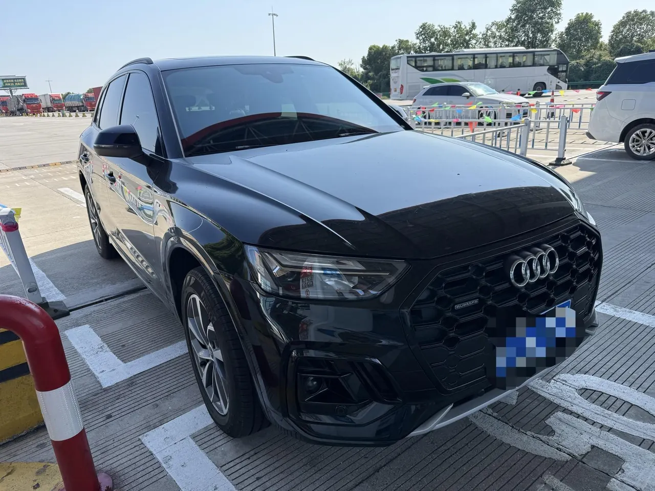 Audi 2025 Q5L 2.0TFSI 40TFSI luxury dynamic automatic 3